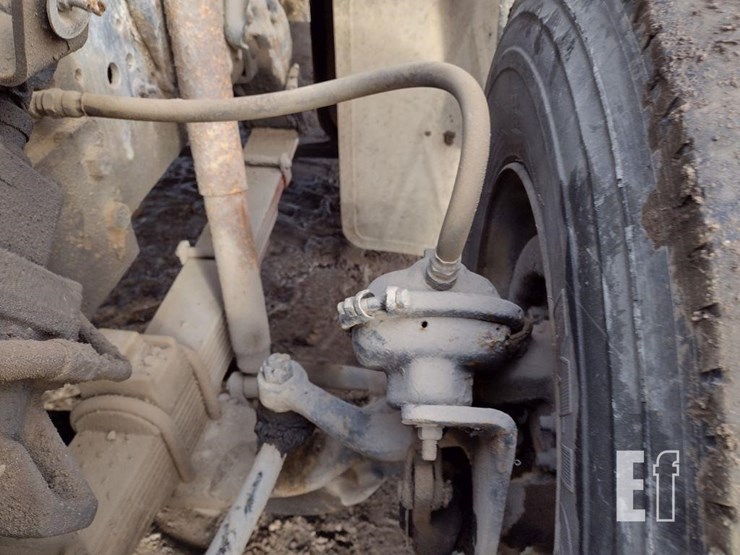 ford-ln8000-image-19