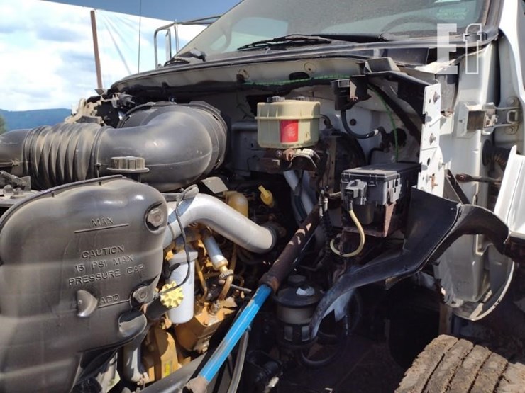 2008-ford-f750-xl-image-23