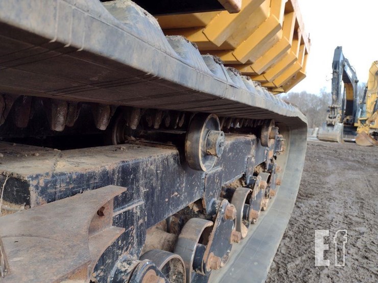 2017-morooka-mst3000vd-image-16