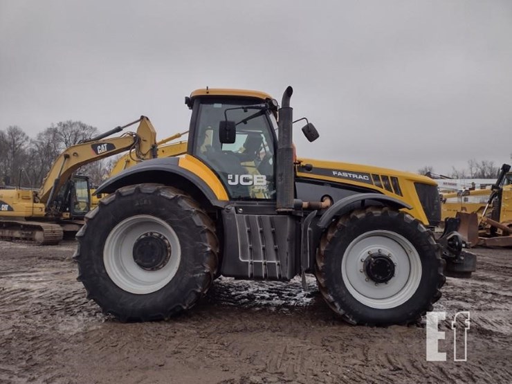 jcb-fastrac-8250-image-3