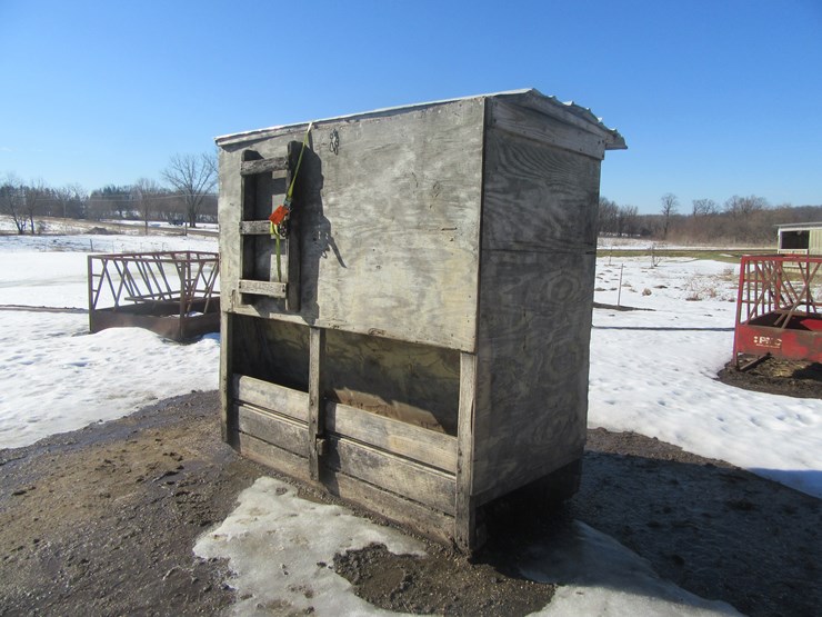 #8973-•-homemade-8'-x-4'-steer-stuffer-image-1