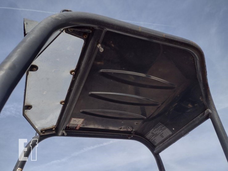 2013-deere-35d-image-13