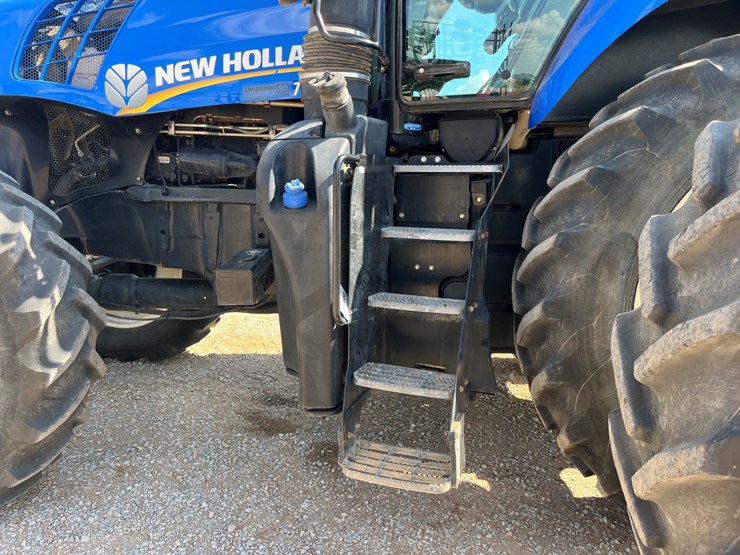 2015-new-holland-t8.410-image-16