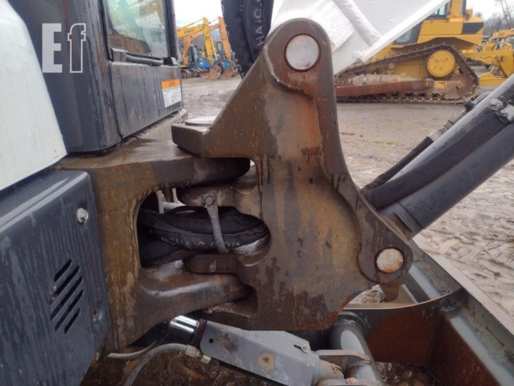 2018-bobcat-e50-image-23