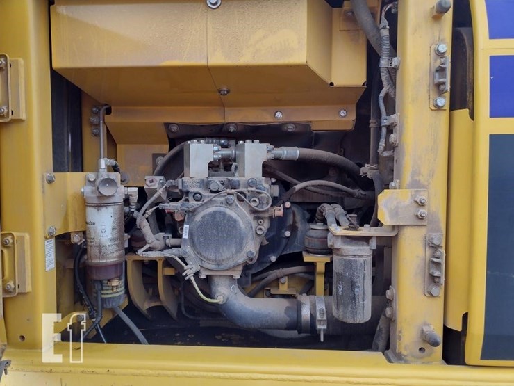 2021-komatsu-pc170-lc-11-image-46