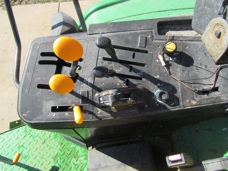 john-deere-6310-image-29