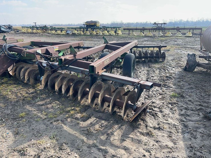 john-deere-630-image-2