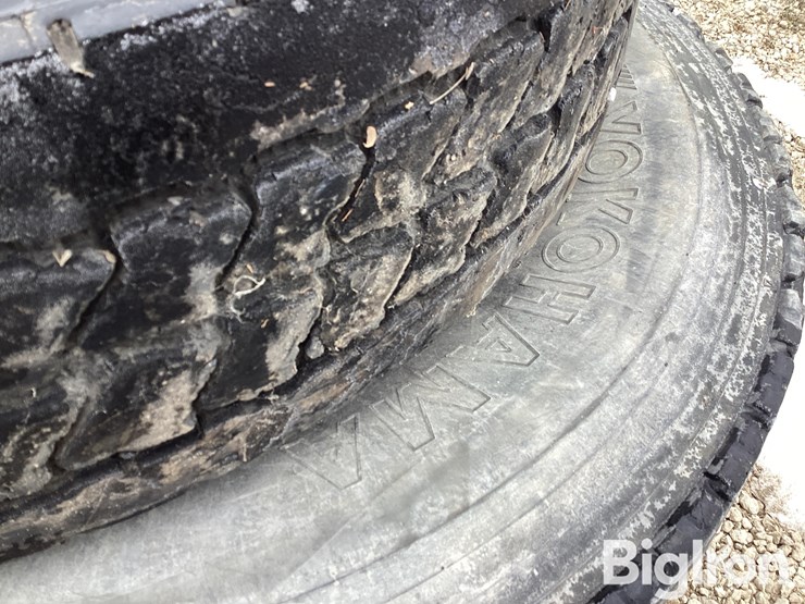 11r22.5-tires-image-13