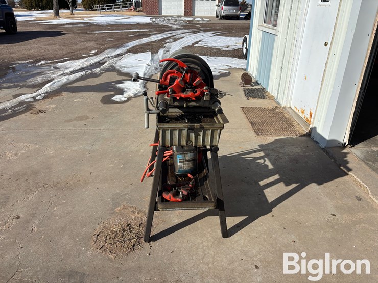 ridgid-1822-l-pipe-threader-image-8