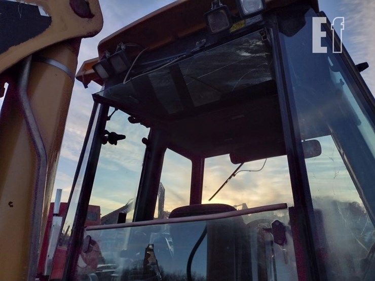 2005-caterpillar-420d-image-36