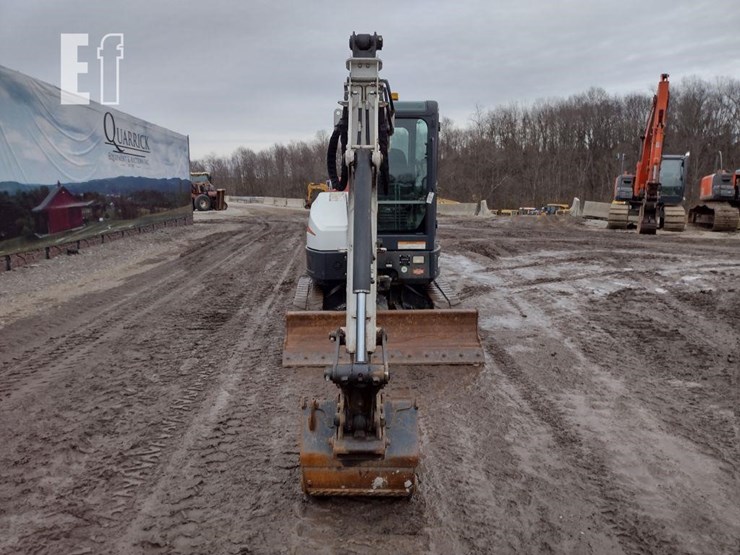 2014-bobcat-e35-image-2