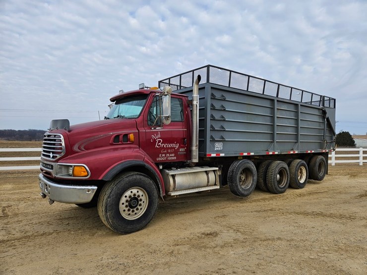 2000-caterpillar-c13-image-1