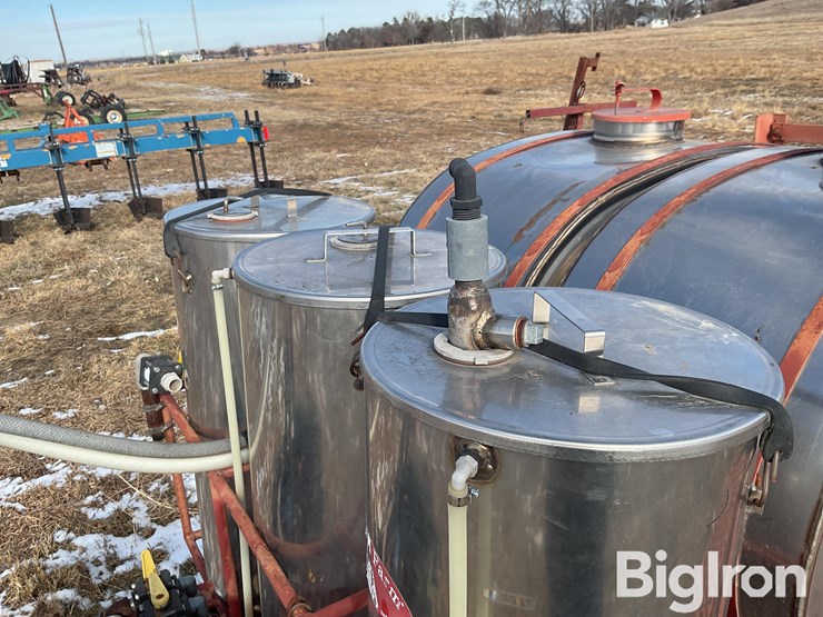 chem-farm-pull-type-multi-tank-plot-sprayer-image-13