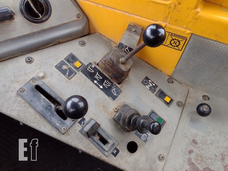 2001-volvo-a25c-image-11