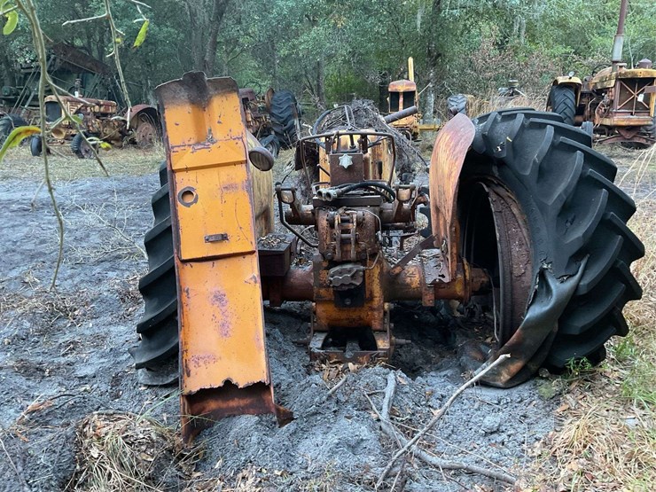 minneapolis-moline-445-image-6