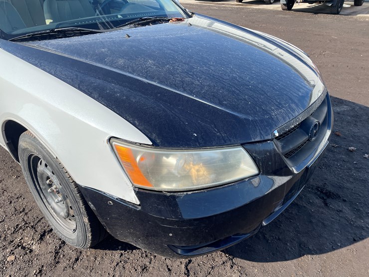 #2029-•-2010-hyundai-sonata-(with-wi-title)-image-14