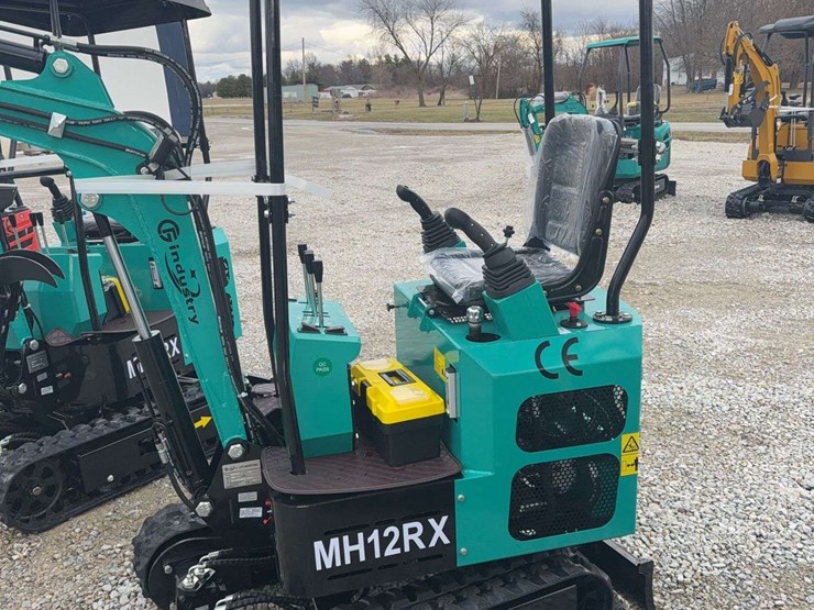 2026-cfg-industry-mh12rx-image-6