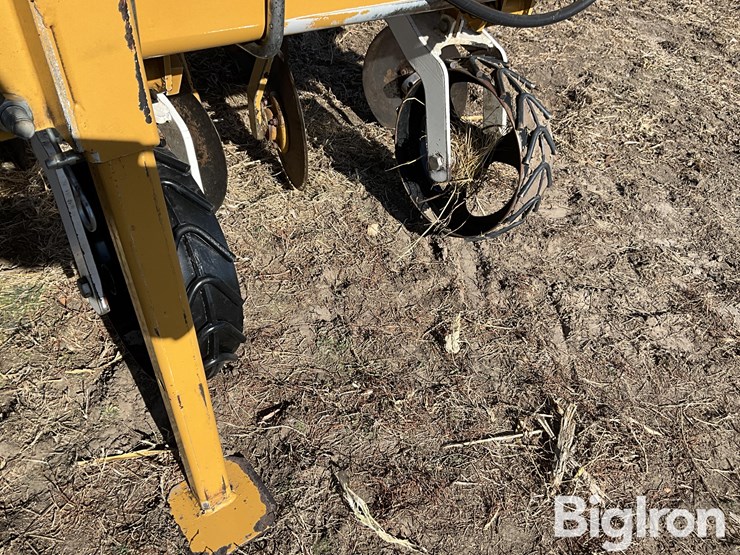 2017-buffalo-63071630-16r30-cultivator-image-15