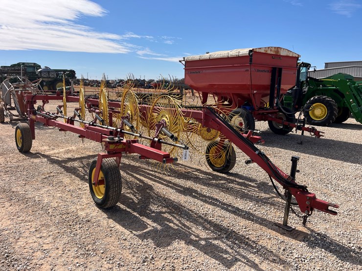 new-holland-ht152-image-4