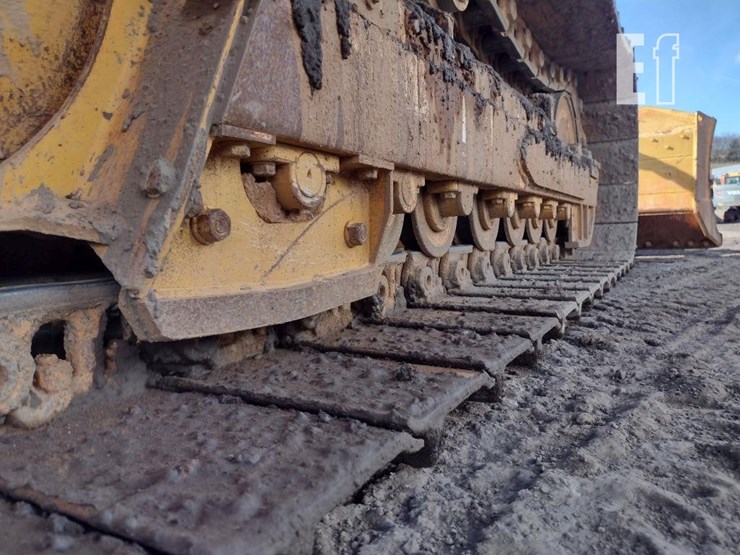 2021-deere-650k-lgp-image-37