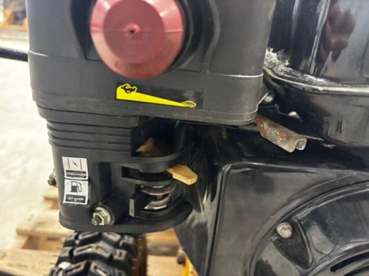 rato-22-in.-snow-thrower-image-11