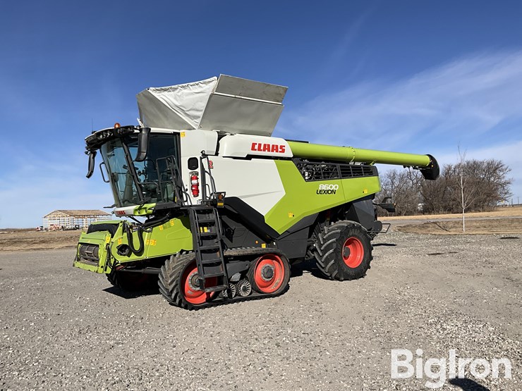 2022-claas-lexion-8600tt-image-1