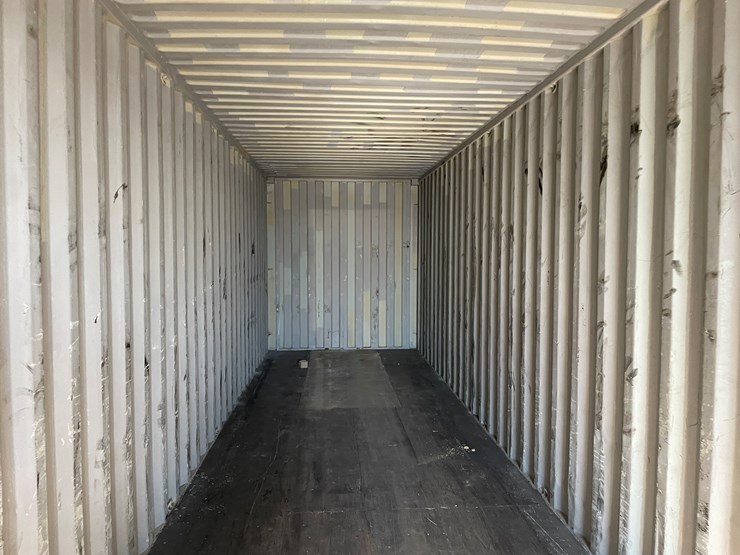 #2042-•-40'-shipping-container-image-6