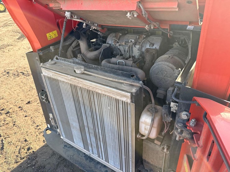 kubota-svl75-2-image-13