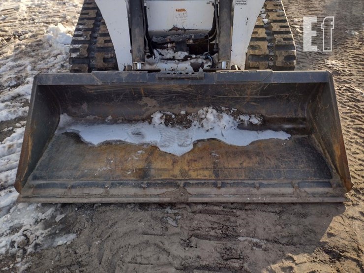 2020-bobcat-t870-image-18