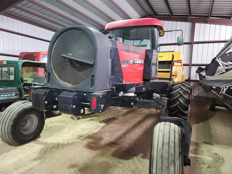 2015-case-ih-wd1903-image-24