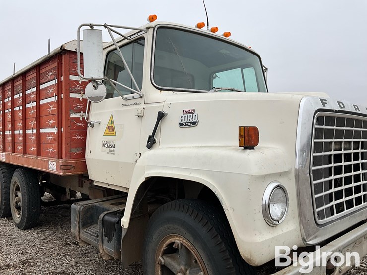 1979-ford-ln700-image-10