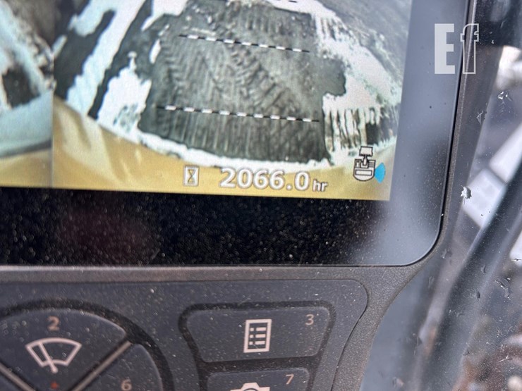 2022-case-cx145d-msr-image-6