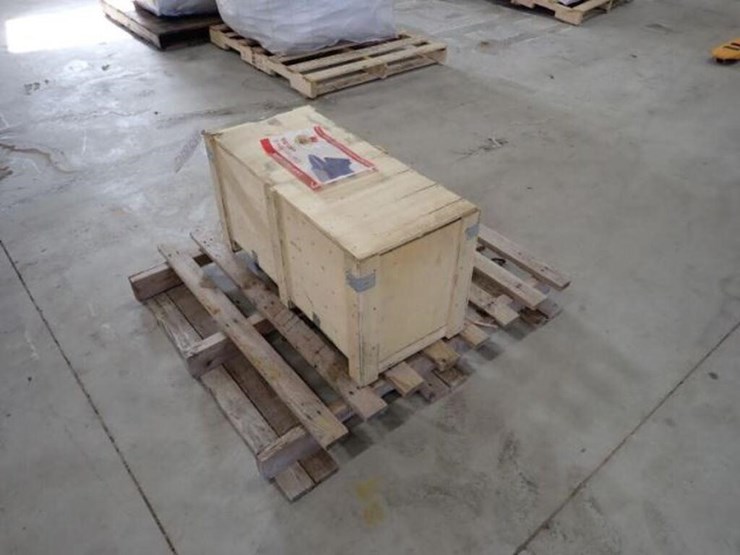 unused-greatbear-400-lb-single-horn-iron-anvil-image-5