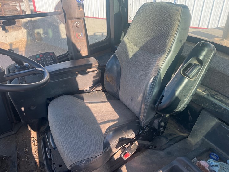 2009-deere-524k-image-10