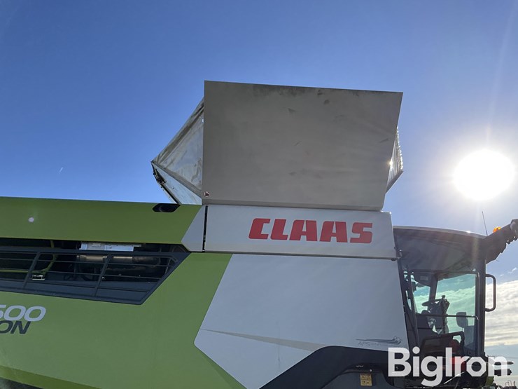 2022-claas-lexion-8600tt-image-10