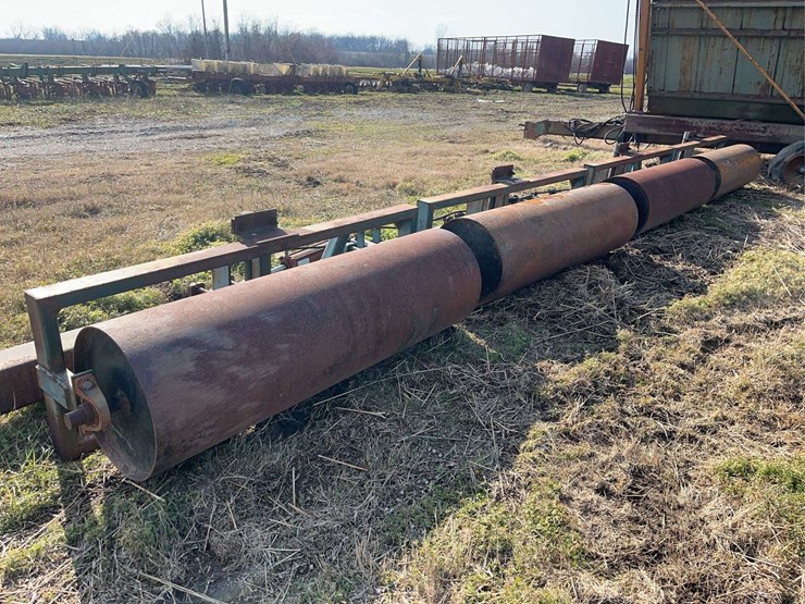 bell-8-row-folding-3pt-roller-image-5