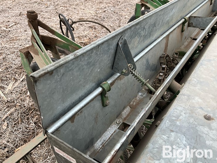 john-deere-10-image-11