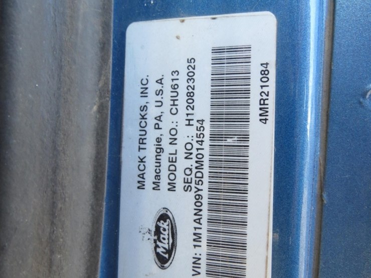 2013-mack-pinnacle-chu613-image-17