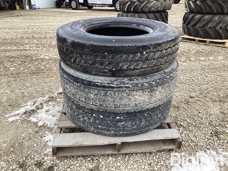 11r22.5-tires-image-6