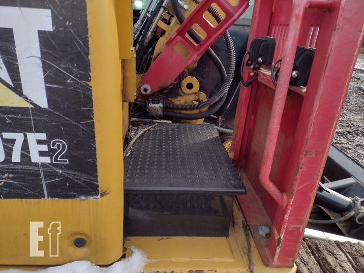 2018-caterpillar-307e2-image-46