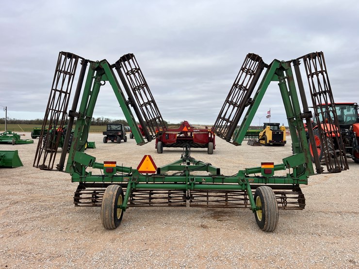 2002-john-deere-200-image-9