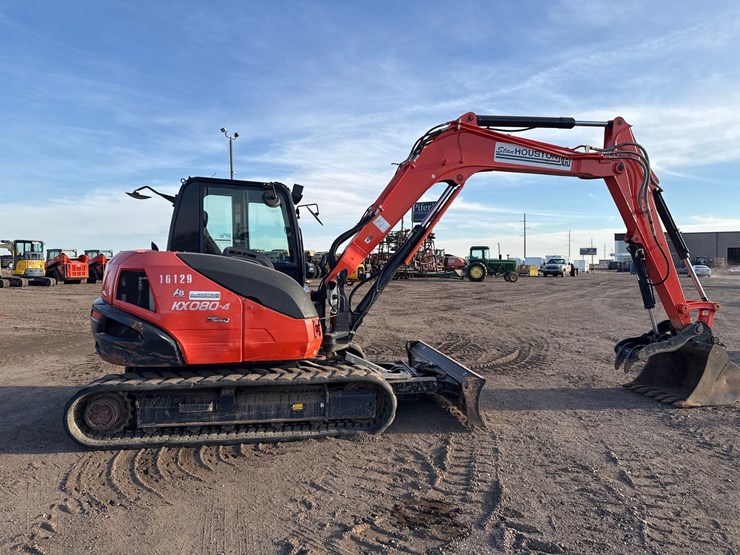 kubota-kx080-image-6