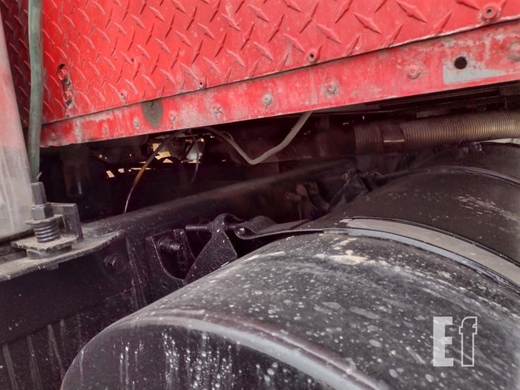 2000-international-9900-image-39