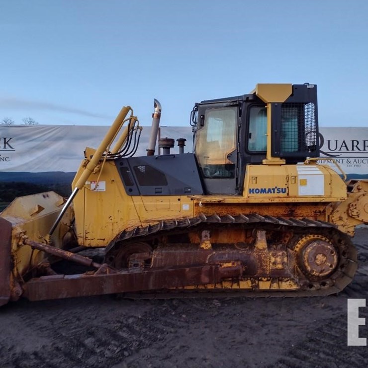2004 KOMATSU D65EX-15