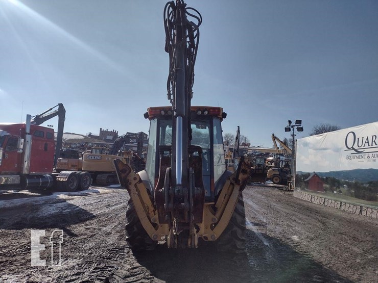 2018-deere-410l-image-4