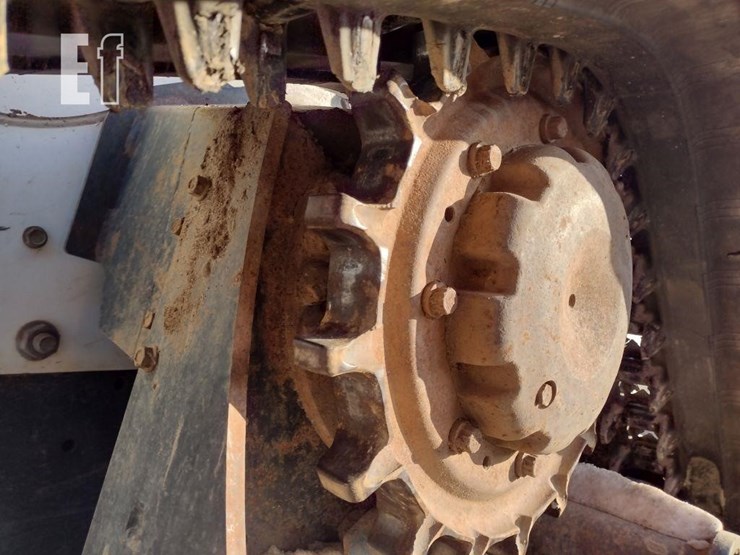 2020-bobcat-t870-image-23