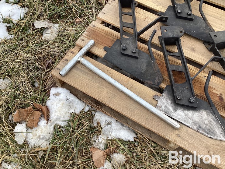 huckstep-pro+-fertilizer-shoes-image-10