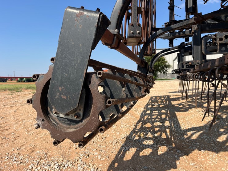 #t15435-•-2010-case-200-cultivator-image-13