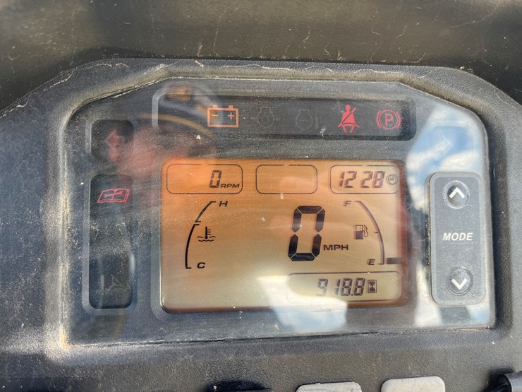 2016-john-deere-gator-image-15