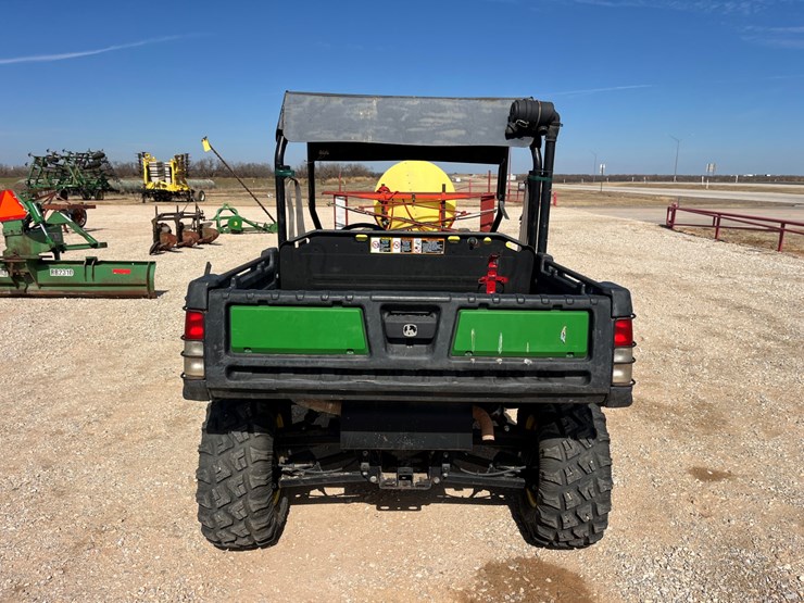 2016-john-deere-gator-image-7
